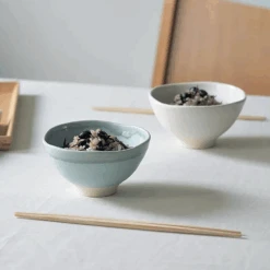 Aito Aito Mino Yaki Subdued Pastel Blue And White Bowls - Set Of 2 -The Custom Chef Shop Aito Kusumi 4 Piece Bowl and Chopsticks Set 3