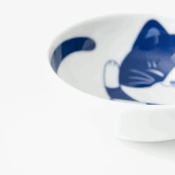 Daitoua Daitoua Neko Chigura Hachiware Bowl (12cm) -The Custom Chef Shop Daitoua Neko Chigura Hachiware Bowl 12cm made in japan 1