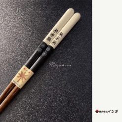Ishida Ishida Forest Crystal Wakasa-Nuri Lacquerware Chopsticks 21/23cm - Made In Japan -The Custom Chef Shop Ishida Forest Wakasa Nuri Chopstick 04