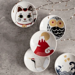 Marusan Kondo Marusan Kondo Maneki Neko Beckoning Cat Side Plate (9.5cm) 11 Marusan Kondo Marusan Kondo Maneki Neko Beckoning Cat Side Plate (9.5cm) -The Custom Chef Shop MarusanKondoManekiNekoBeckoningCatSidePlate 9.5cm 4