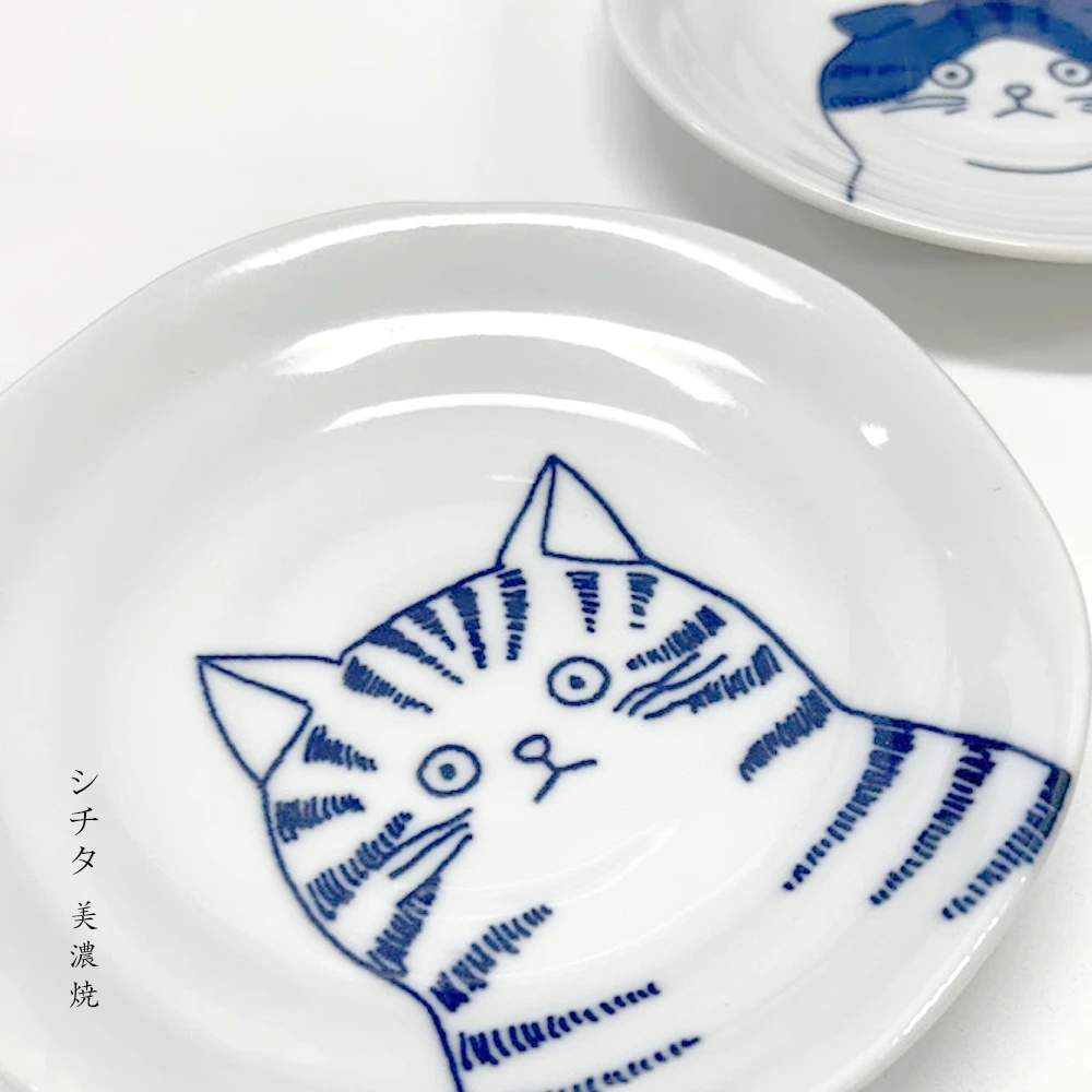 Toki Yamaman Shichita Mino Yaki Cat Dora Side Plate (16cm) 4 Toki Yamaman Shichita Mino Yaki Cat Dora Side Plate (16cm) - Image 2