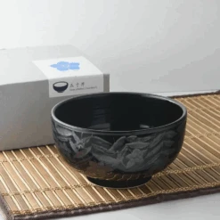 Kanesada Seito Mitsuhide Akechi Family Crest Kikyo Bowl (16cm) - Dark Ink