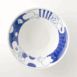 Kanesada Seito Motto Nekomaruke Swirling Japanese Donburi Bowl (20cm) -The Custom Chef Shop Motto Nekomaruke Swirling Japanese Donburi Bowl 20cm 1