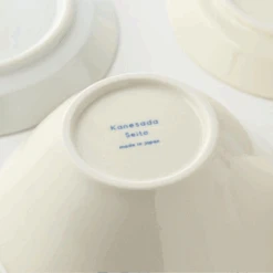 Kanesada Seito Motto Nekomaruke Swirling Japanese Donburi Bowl (20cm) -The Custom Chef Shop Motto Nekomaruke Swirling Japanese Donburi Bowl 20cm 3