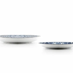 Showa Seito Showa Seito Classic Blue And White Porcelain Dinner Plate Set Of 3 13 Showa Seito Showa Seito Classic Blue And White Porcelain Dinner Plate Set Of 3 -The Custom Chef Shop Showa Seito Classic Blue and White Porcelain Sendan Tokusa Dinner Plate Set 04