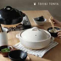 Tojiki Tonya Tojiki Tonya Iga Donabe Japanese Clay Pot 25cm (Size 8) White -The Custom Chef Shop Tojiki Tonya Ancient Iga Donabe Clay Pot Size 8 Ivory Made in Japan 6