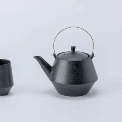 Yamatsu Yamatsu Frustum Japanese Teapot 800ml Black
