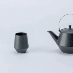 Yamatsu Yamatsu Frustum Japanese Teacup 200ml Black -The Custom Chef Shop Yamatsu Frustum Japanese Teacup 200ml Black 3