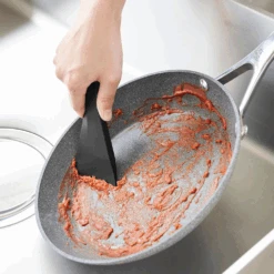 Yamazaki Yamazaki Tower Series Magnetic Silicone Kitchen Scraper -The Custom Chef Shop Yamazaki Tower Series Magnetic Silicone Cleaning Scraper 3