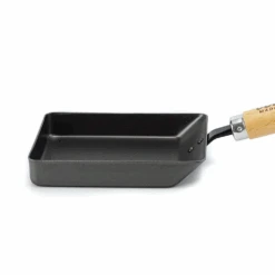 Yoshikawa Yoshikawa Cook-Pal Ren Nitrided Carbon Steel Induction Omelette Pan - 18cm -The Custom Chef Shop Yoshikawa Cook Pal Ren Nitrided Carbon Steel Induction Omelette Pan 18cm 03