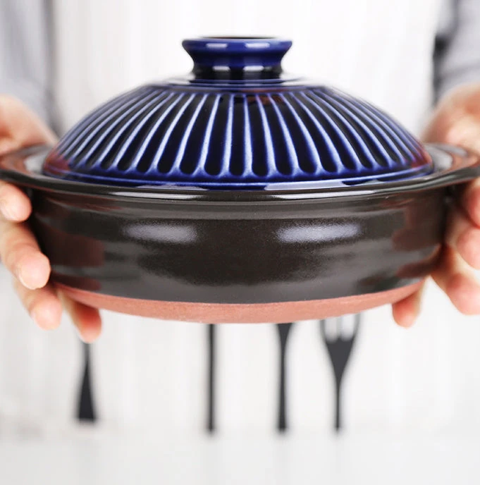 Ginpo Ginpo Kikka Donabe Japanese Clay Pot 28cm (Size 9) Blue - Made In Japan 4 Ginpo Ginpo Kikka Donabe Japanese Clay Pot 28cm (Size 9) Blue - Made In Japan - Image 2